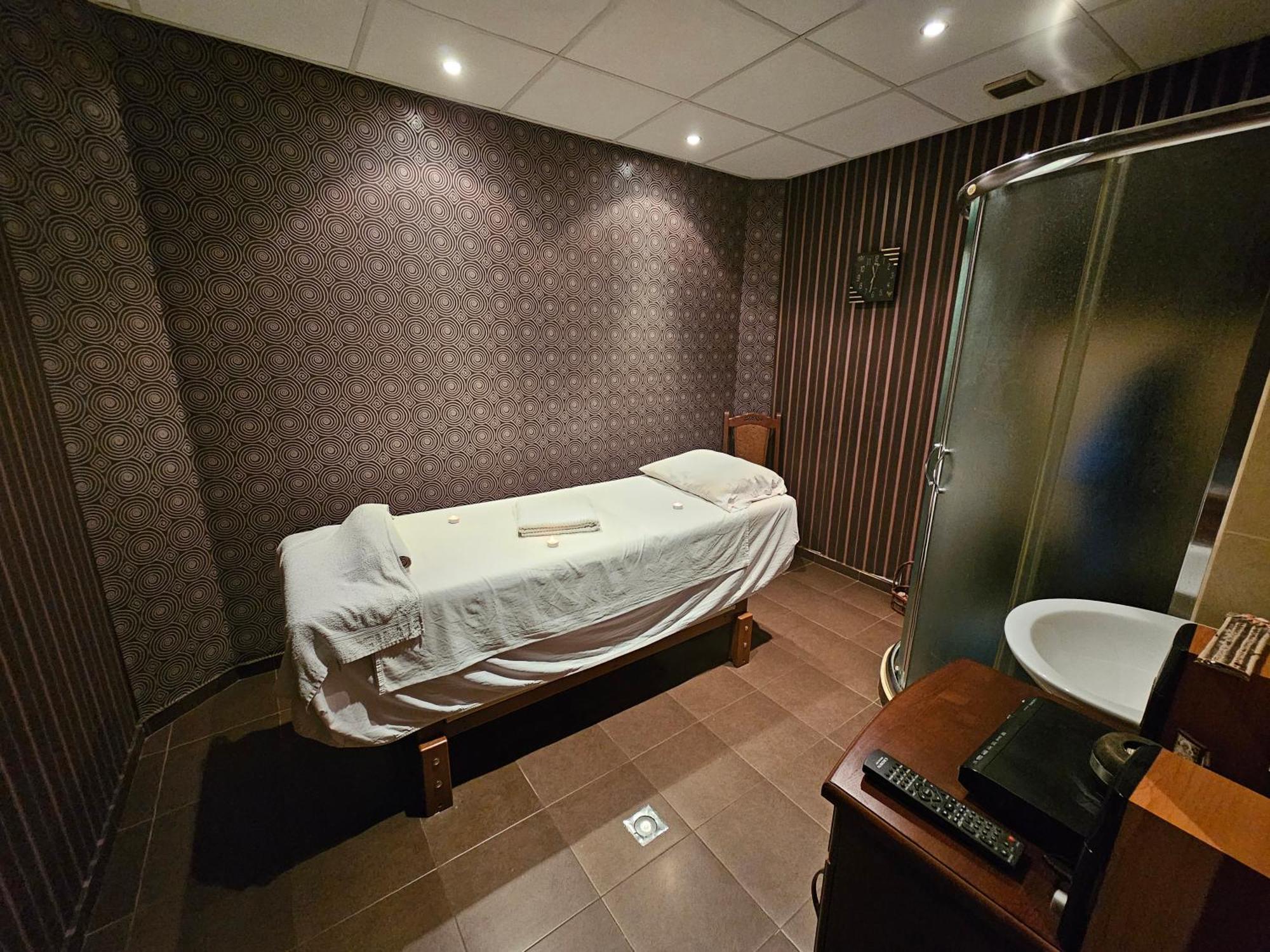 Family Hotel Jeri ヴェリングラード エクステリア 写真