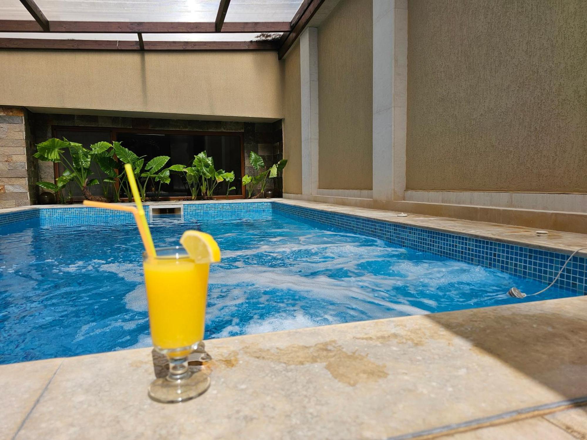 Family Hotel Jeri ヴェリングラード エクステリア 写真