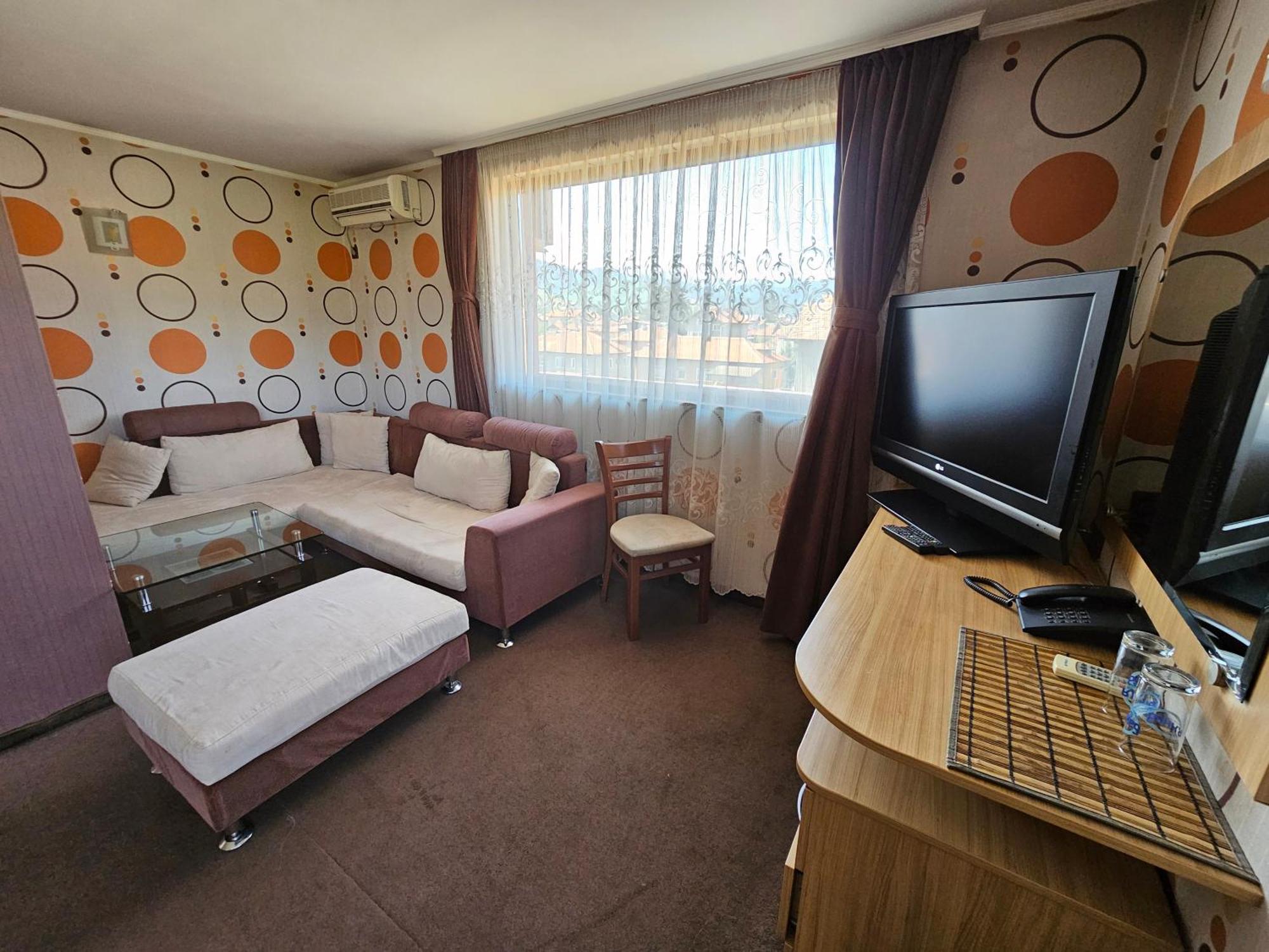 Family Hotel Jeri ヴェリングラード エクステリア 写真
